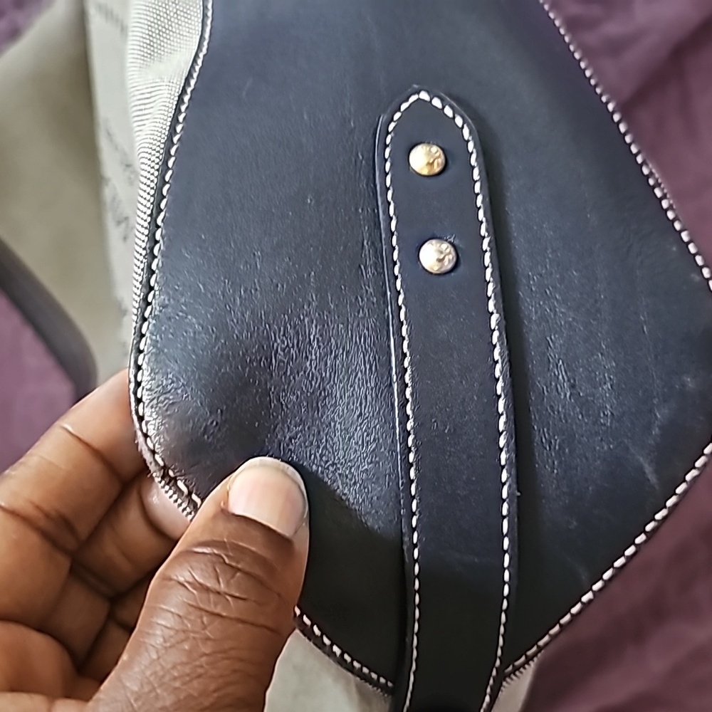 Authentic Prada Canapa - Picture 3 of 8